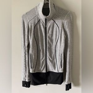 Lululemon zip up. Excellent condition